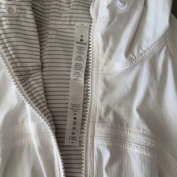 Lululemon hooded Dance Studio Jacket Rib Sleeve SZ 8 - Picture 11 of 13